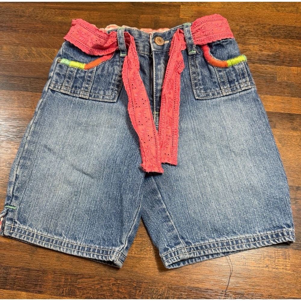 Vintage Y2K Oshkosh gk denim shorts size 4T.  Colorful summertime fun.